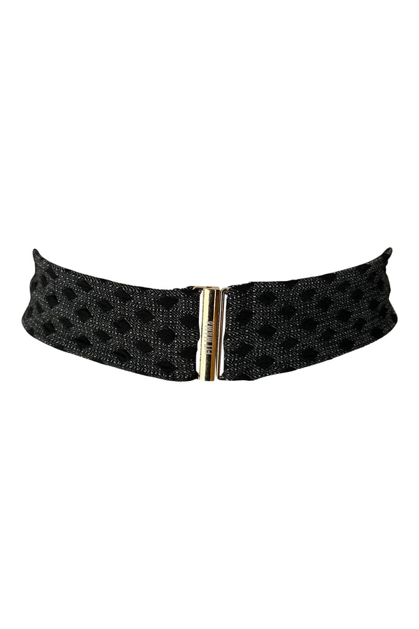 Contouring Belts in Black